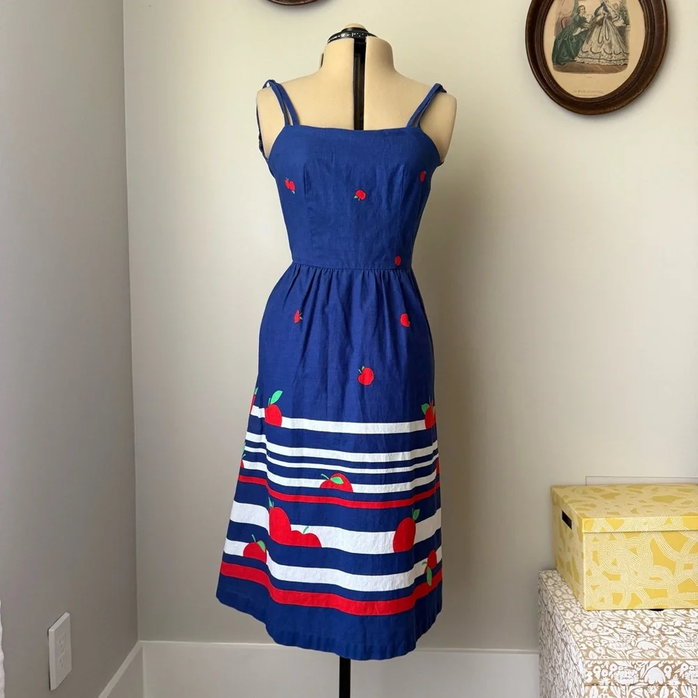 Vintage 1960s apple print Hawaiian barkcloth dress - Malia Honolulu - Picture 1 of 9